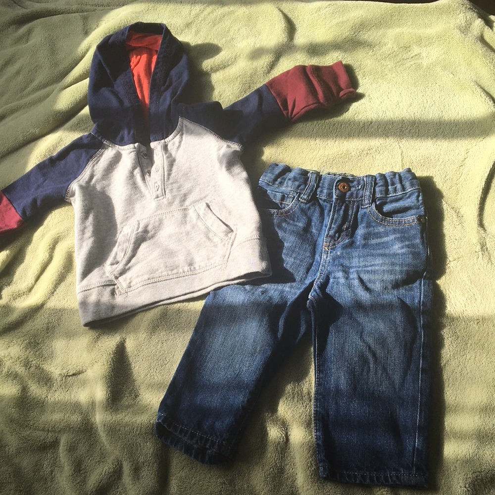 Baby Gap set Jeans and Hoodie. EUC.